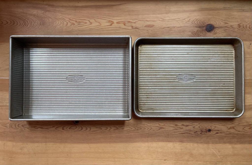 Baking pans for biscuits