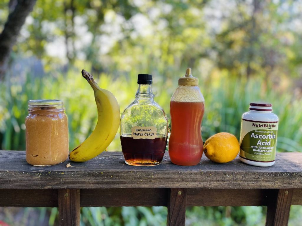 Ingredients to improve the flavor of fruit leather