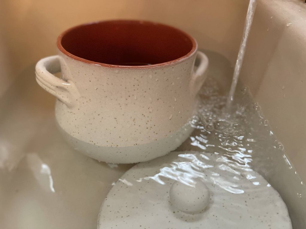 Soaking the bean pot