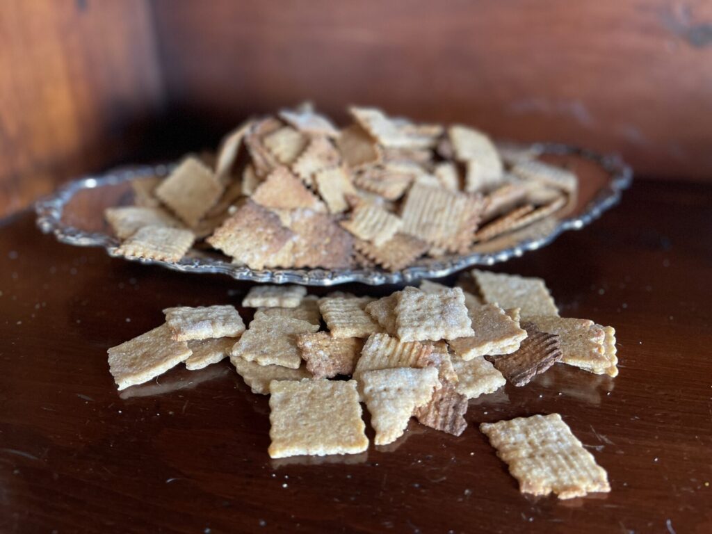 Sourdough bread-spice crackers